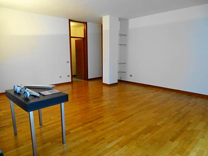 Appartamento con 5 locali in affitto in Strada di Spina Milano, Milano Due, Segrate