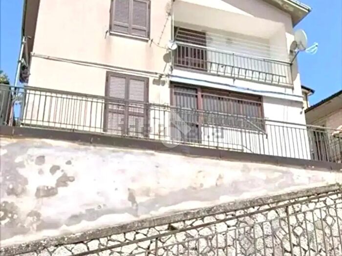 Casa quadrilocale in vendita in Via Brancia, Castelfranci