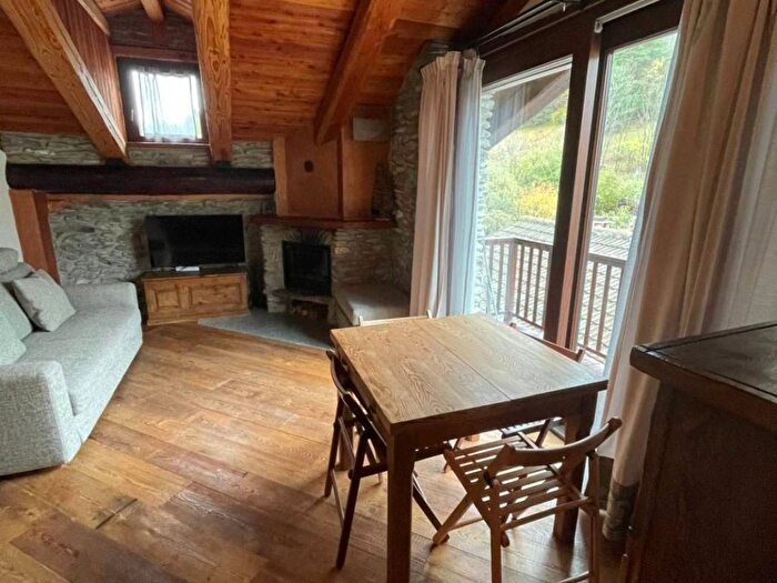 Casa bilocale in affitto in Piazza Federico Mistral, Centro, Oulx