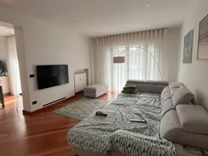 Appartamento con 6 locali in vendita in Padova