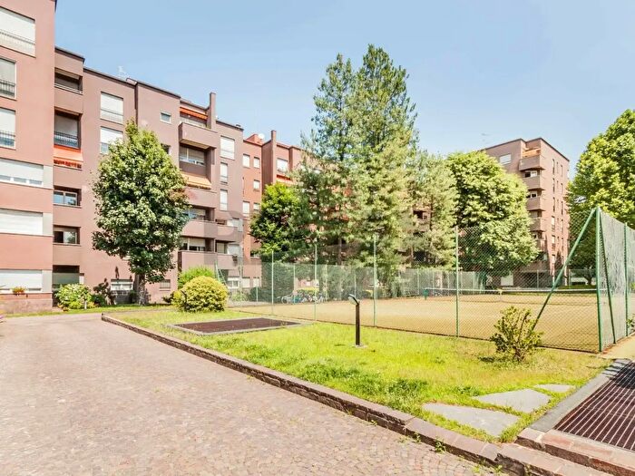 Appartamento quadrilocale in vendita in Viale Vittorio Veneto, Gallarate