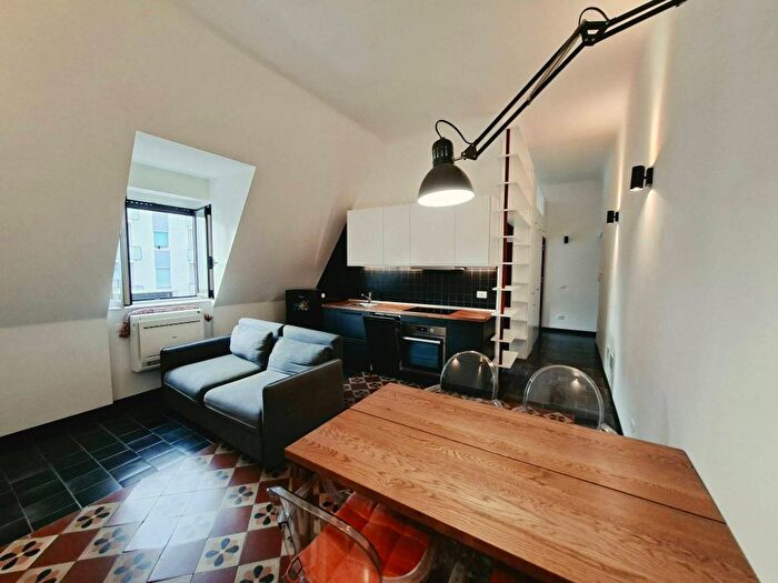 Appartamento bilocale in affitto in Via Breno, Lodi Brenta, Milano