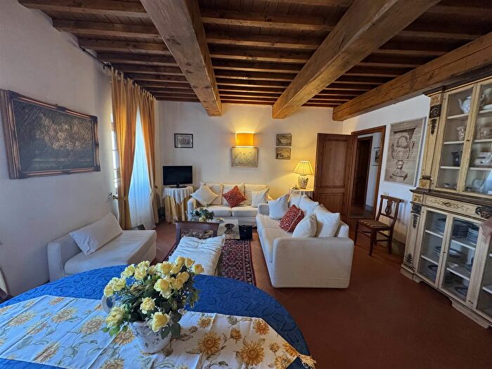 Appartamento con 5 locali in affitto in Barberino Tavarnelle, Barberino Tavarnelle