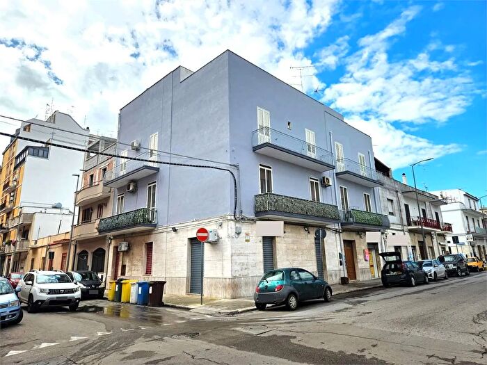 Appartamento con 10 locali in vendita in Brindisi