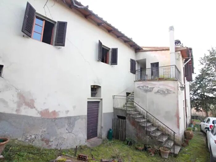 Casa con 6 locali in vendita in Via Trecento, Montespertoli