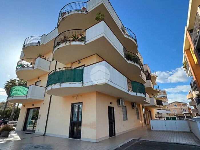 Appartamento trilocale in vendita in Via Osvaldo Licini, Grottammare