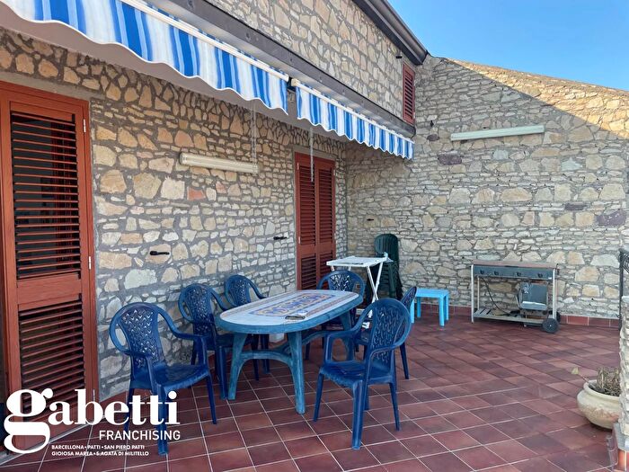 Appartamento bilocale in vendita in Via Fornaci, Patti