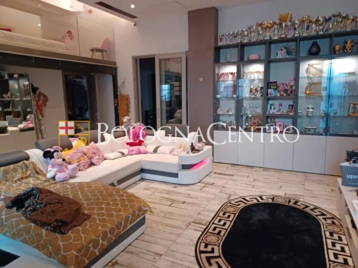 Appartamento bilocale in vendita in Via della Secchia, Bologna