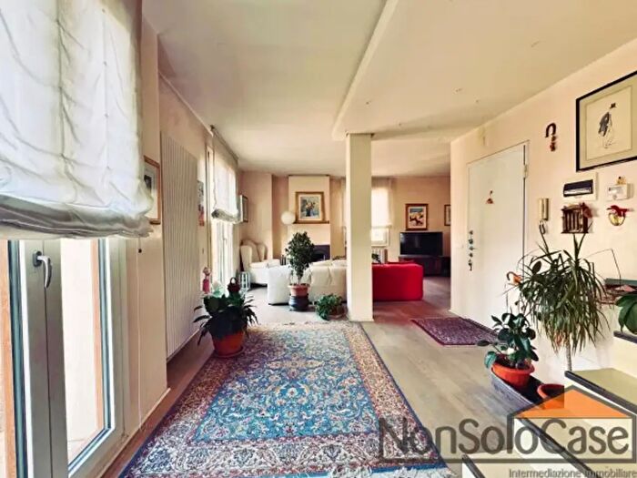 Appartamento quadrilocale in vendita in Via Francesco Ferrucci, Prato