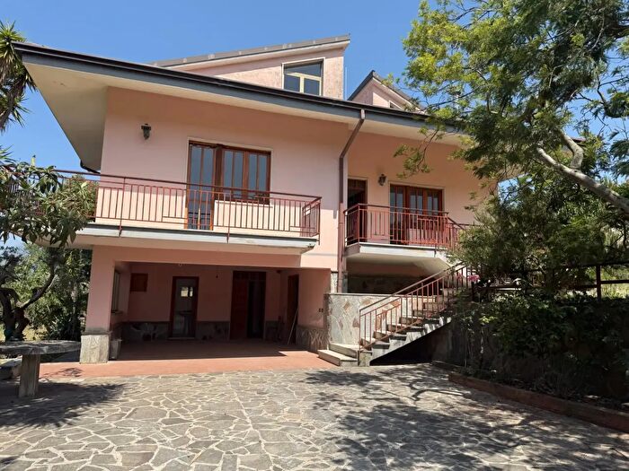 Casa trilocale in vendita in Contrada Cassile, Altavilla Silentina