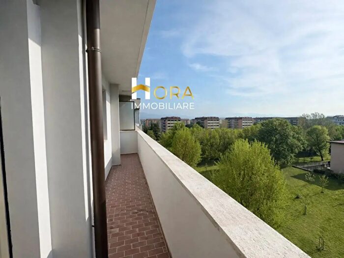 Appartamento bilocale in vendita in Via dei Bassi, Firenze