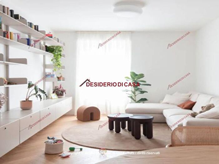 Appartamento con 5 locali in vendita in Via SantOliva, Cefalu