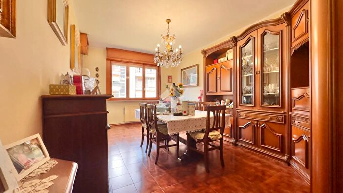 Appartamento con 5 locali in vendita in Viale Pinan Cichero, Novi Ligure