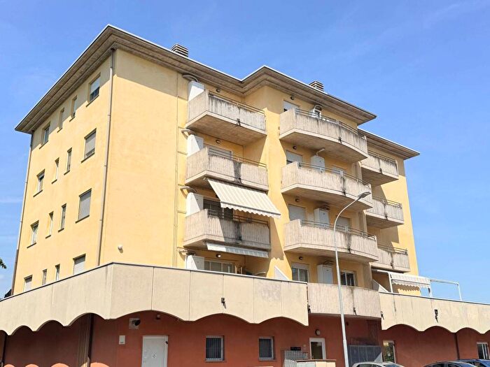 Appartamento bilocale in affitto in Via Enea Salmeggia, Centro Sforzatica, Dalmine