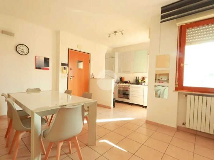 Appartamento trilocale in vendita in Strada Pandolfi, Pescara