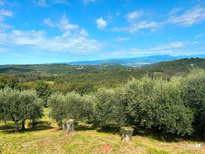 Casa con 7 locali in vendita in Via Fagnini, Villaga