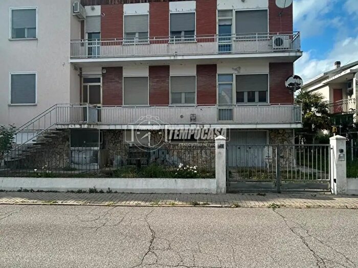 Appartamento con 6 locali in vendita in Via Castello, Fiscaglia