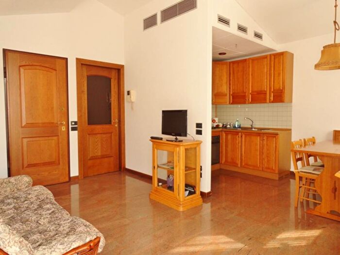 Casa trilocale in affitto in Viale San Lazzaro, San Lazzaro, Vicenza
