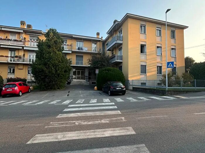 Appartamento bilocale in vendita in Via Marigolda, Curno