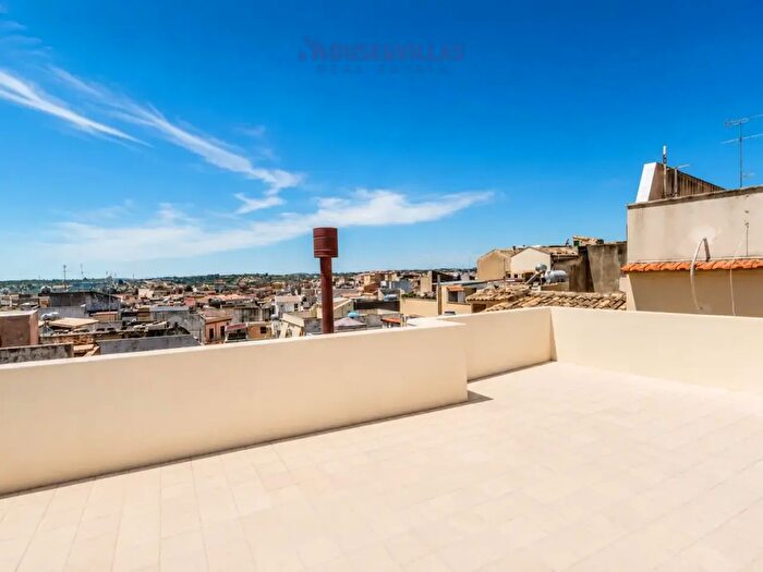 Appartamento bilocale in vendita in Corso Vittorio Emanuele, Noto