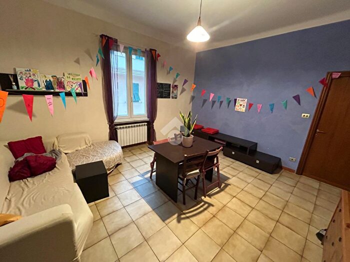 Appartamento con 5 locali in vendita in Via Bobbio, Genova