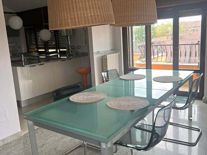 Appartamento quadrilocale in affitto in Via Marzabotto, Centro, Cernusco sul Naviglio