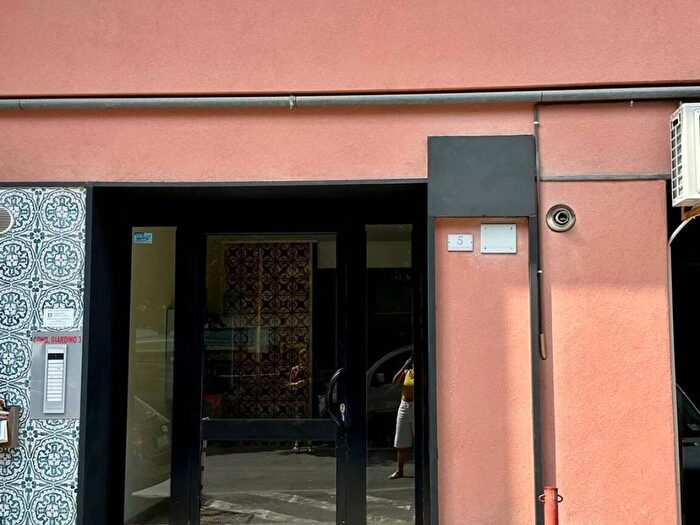 Appartamento bilocale in affitto in Piazza Della Vittoria, Centro, Pietra Ligure