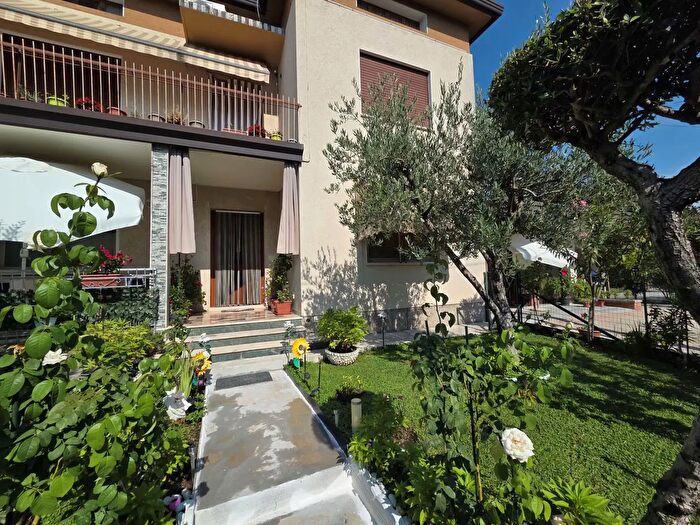 Casa con 6 locali in vendita in Pordenone