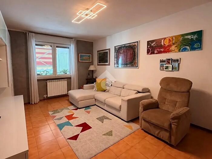 Appartamento quadrilocale in vendita in Via Carlo Goldoni, Pordenone