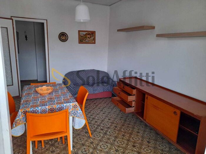 Appartamento trilocale in affitto in Via Fabio Severo, Cologna Università, Trieste