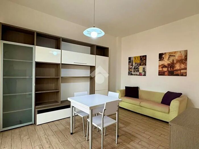 Appartamento trilocale in vendita in Via Duccio Galimberti, Alba