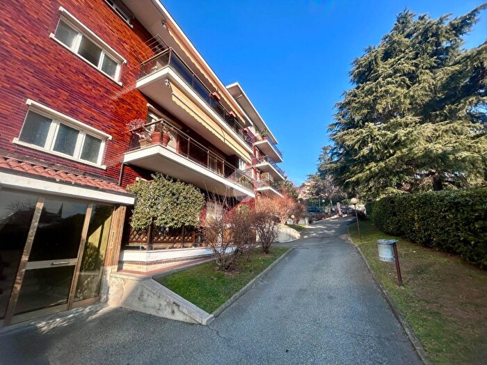 Case in Vendita e in Affitto - 2