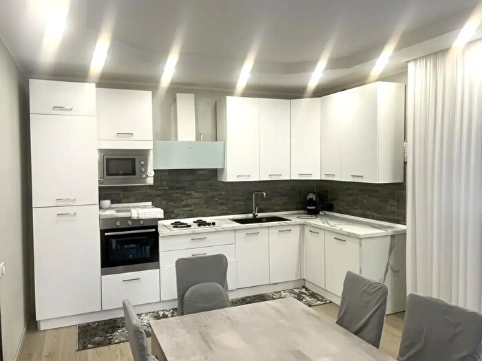 Appartamento quadrilocale in vendita in Via Dante Alighieri, Casalserugo