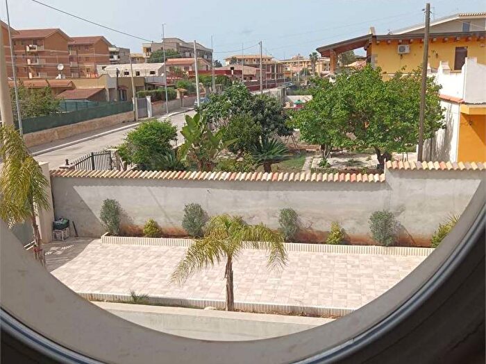 Casa trilocale in affitto in Pizzuta, Siracusa