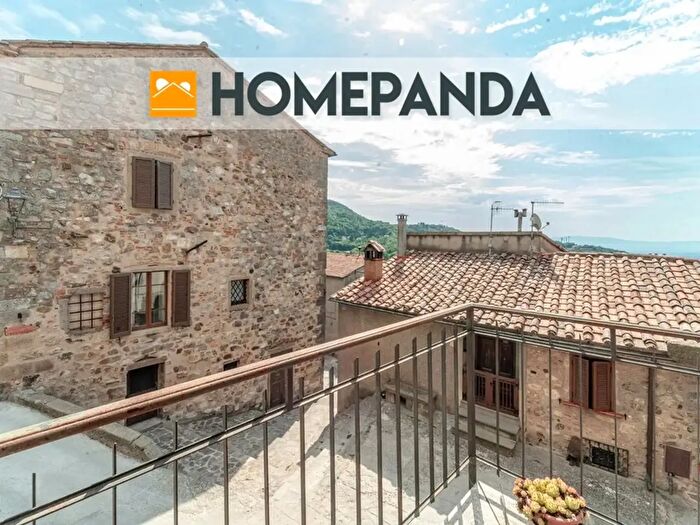 Appartamento quadrilocale in vendita in Via di Mezzo, Roccastrada