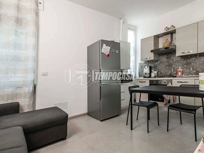 Appartamento bilocale in vendita in Via Mariani, Como