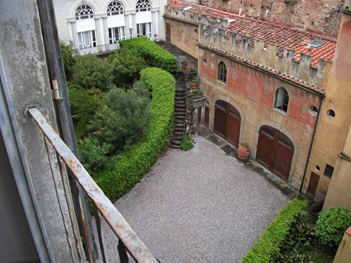 Appartamento bilocale in affitto in San Frediano, Firenze