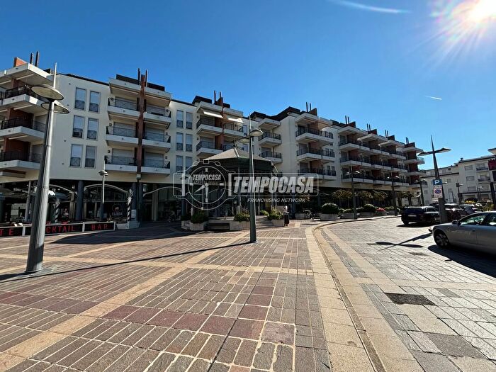 Appartamento trilocale in vendita in Piazza Guglielmo Marconi, Jesolo