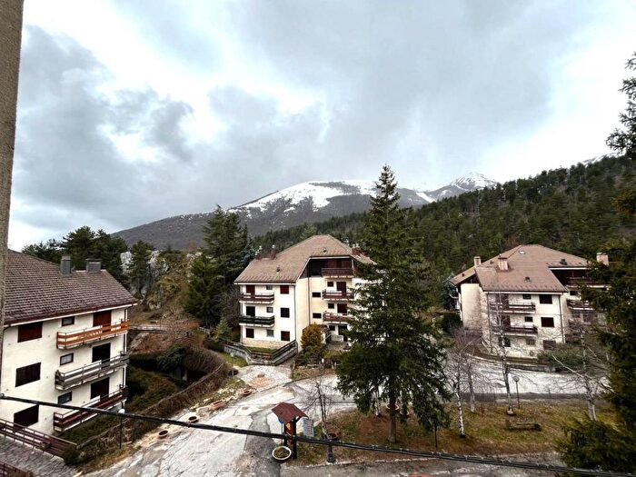 Appartamento trilocale in affitto in Via del Ceraso, Ovindoli