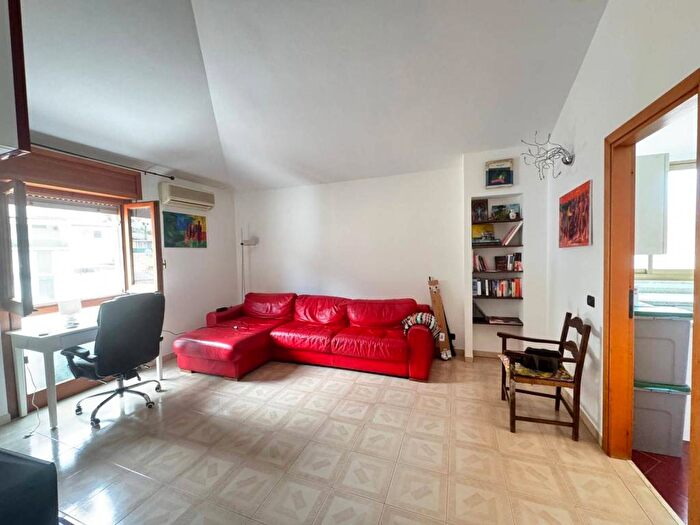 Appartamento quadrilocale in affitto in Via Venero, Centro, Monreale