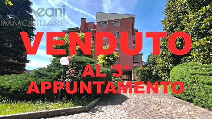 Appartamento trilocale in vendita in Via Verdi, Locate Di Triulzi