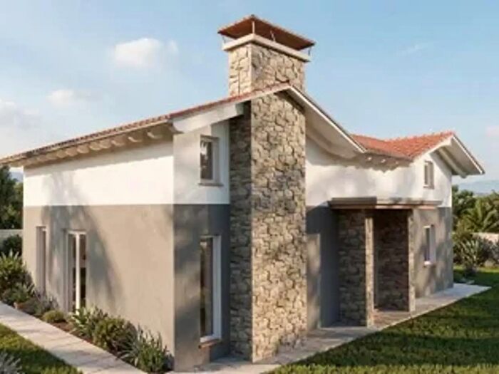 Casa quadrilocale in vendita in Via Giovanni Amendola, Mentana