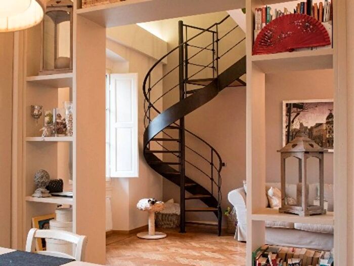 Casa quadrilocale in affitto in Piazza Francesco Ferrucci, Gavinana, Firenze