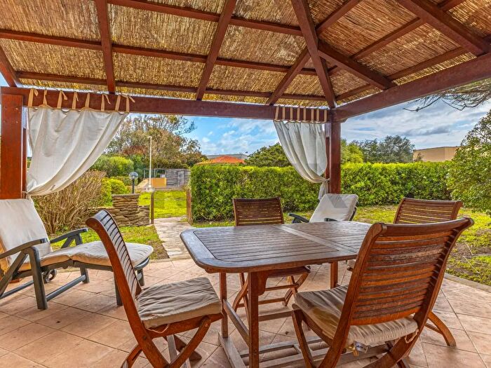 Appartamento trilocale in vendita in Via Emilio Lussu, Stintino