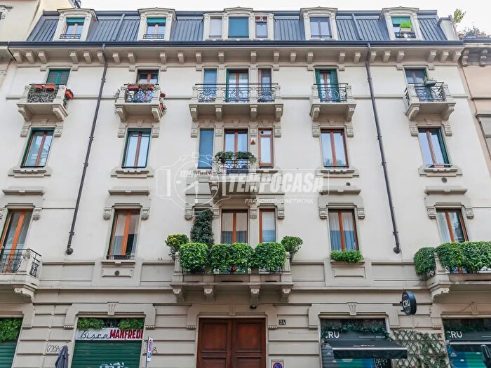 Appartamento bilocale in vendita in Via Ugo Bassi, Milano