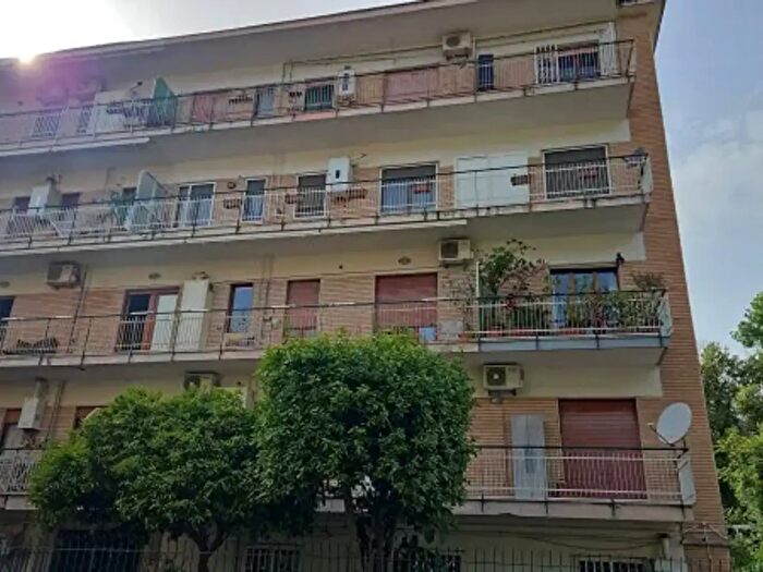 Appartamento bilocale in vendita in Via Nicola Ricciardi d, Napoli