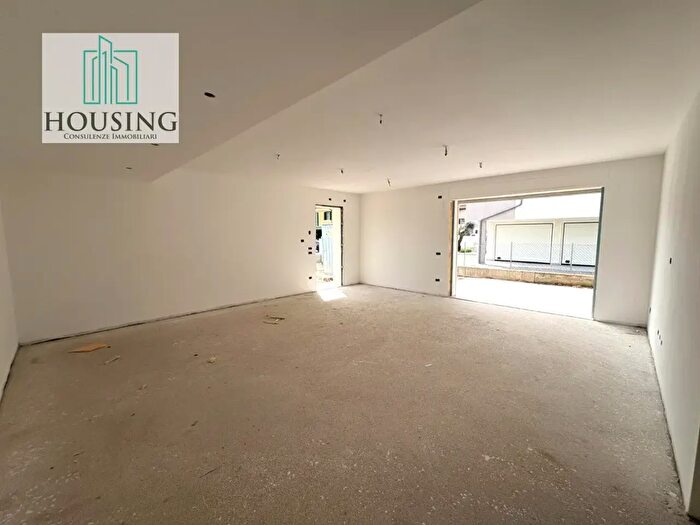 Appartamento quadrilocale in vendita in Via Conselvana, Masera Di Padova