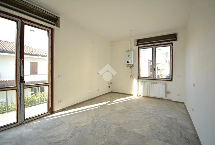 Appartamento quadrilocale in vendita in Via Boltiere, Brembate