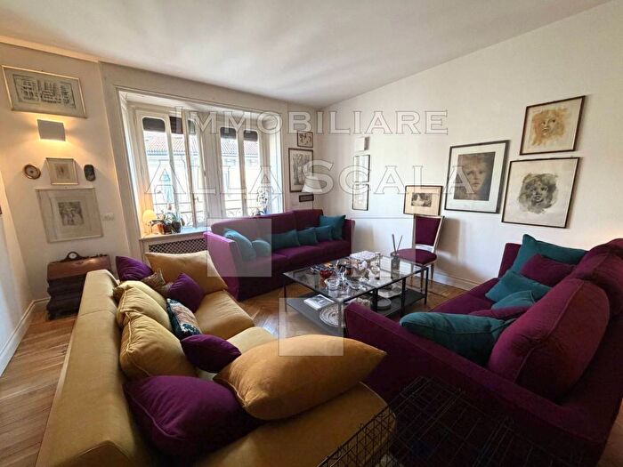 Appartamento trilocale in affitto in Corso Magenta, San Vittore, Milano