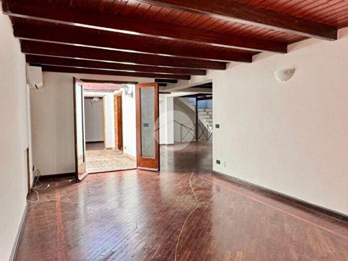 Appartamento bilocale in affitto in Via del Fervore, Politeama Ruggiero Settimo, Palermo